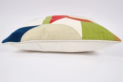 Carouso, Cushion