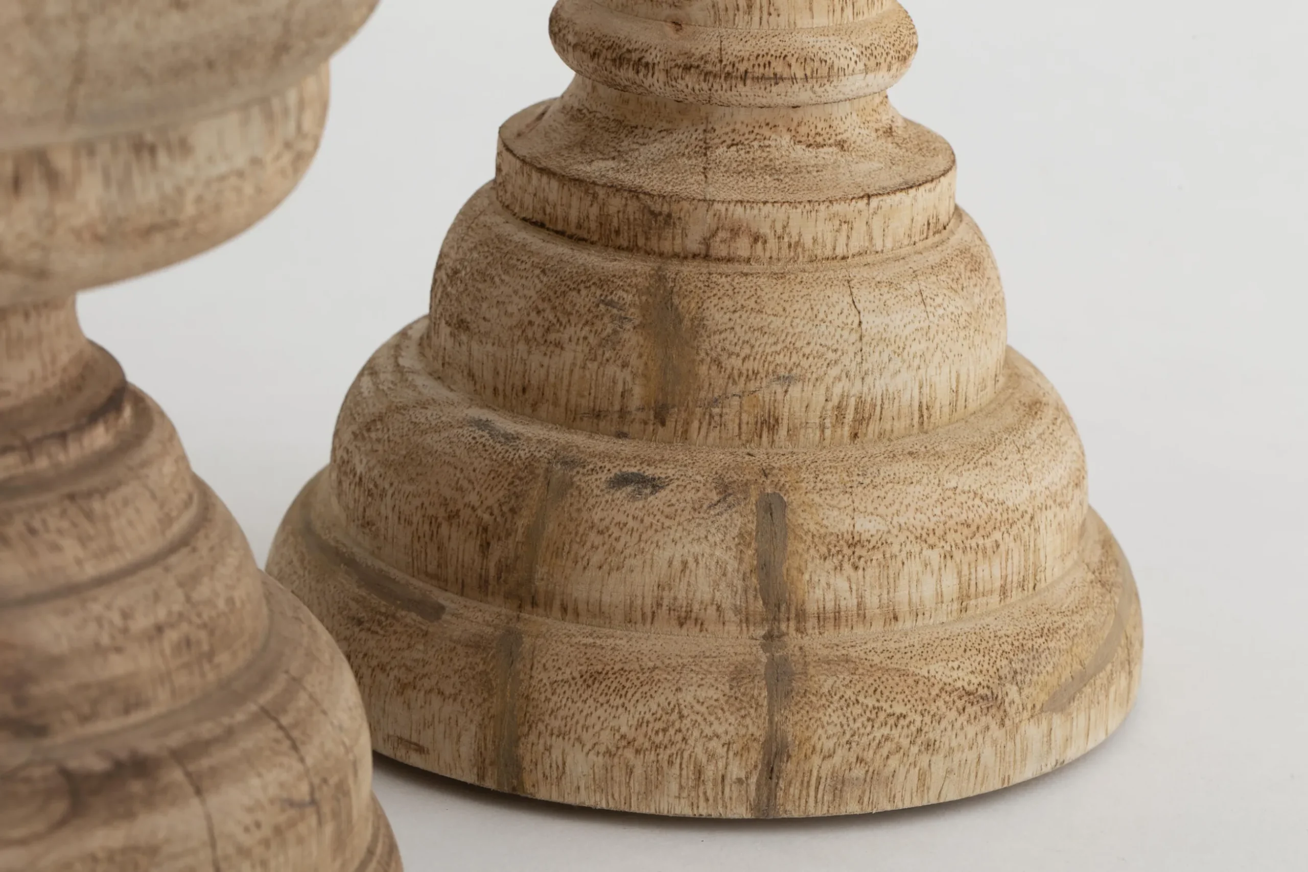 Corby, Cone, Wood, L