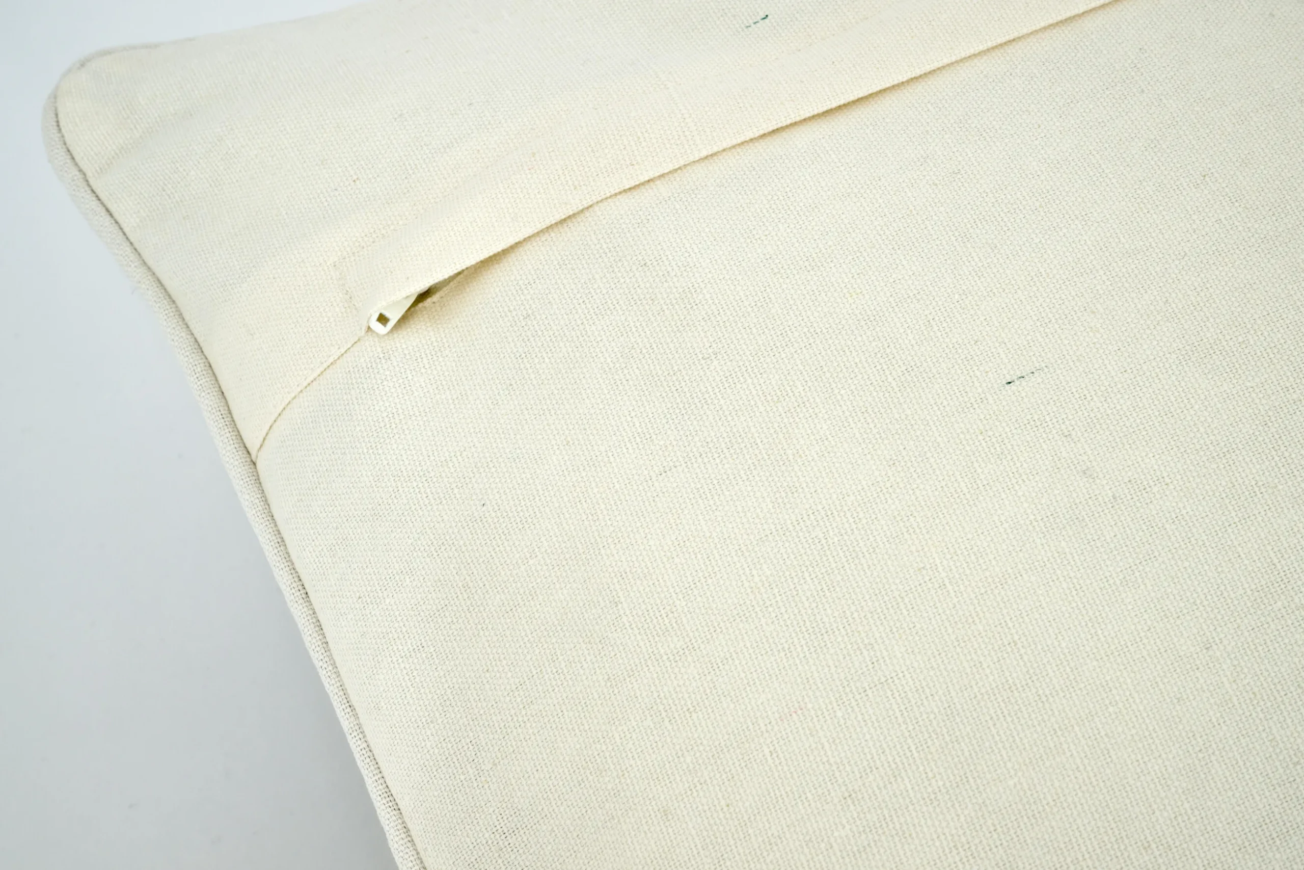 Donita, Cushion, Model 2