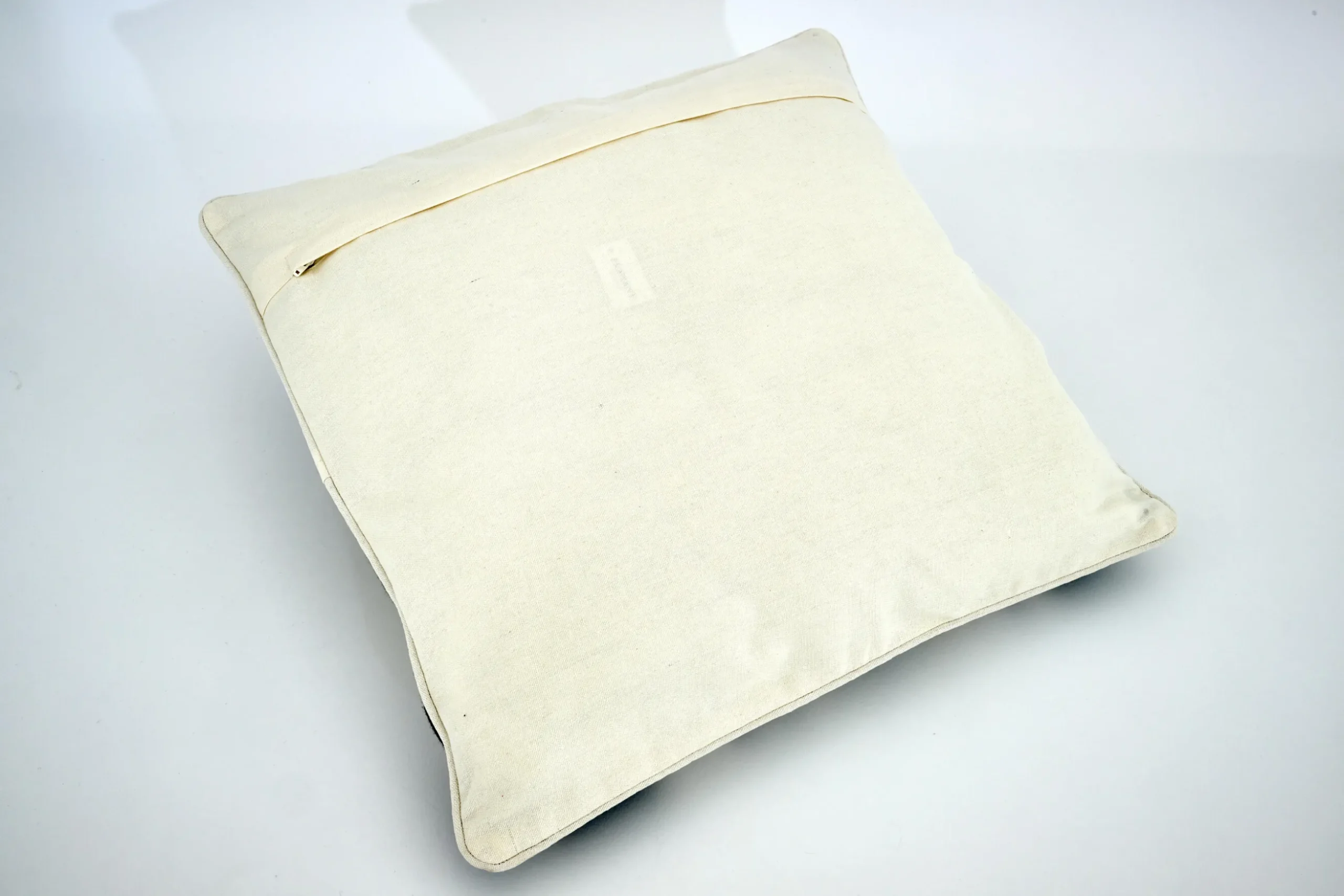 Donita, Cushion, Model 2