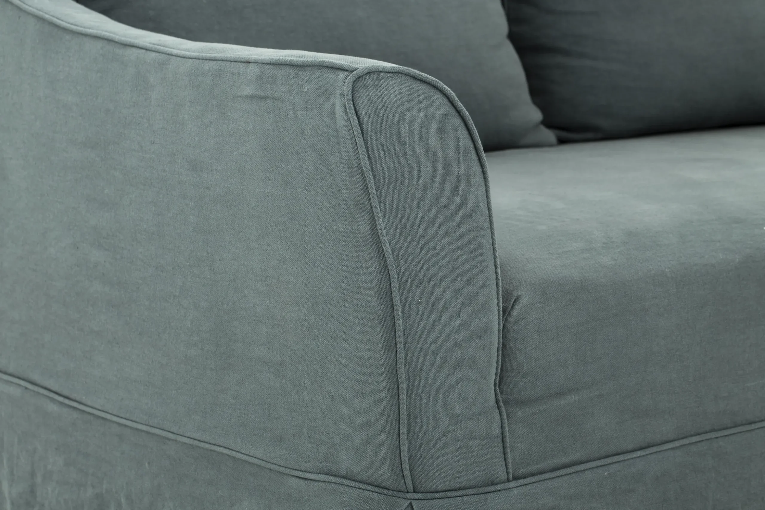 Ferno, Sofa, 245Cm X 100Cm, 3 Cushions