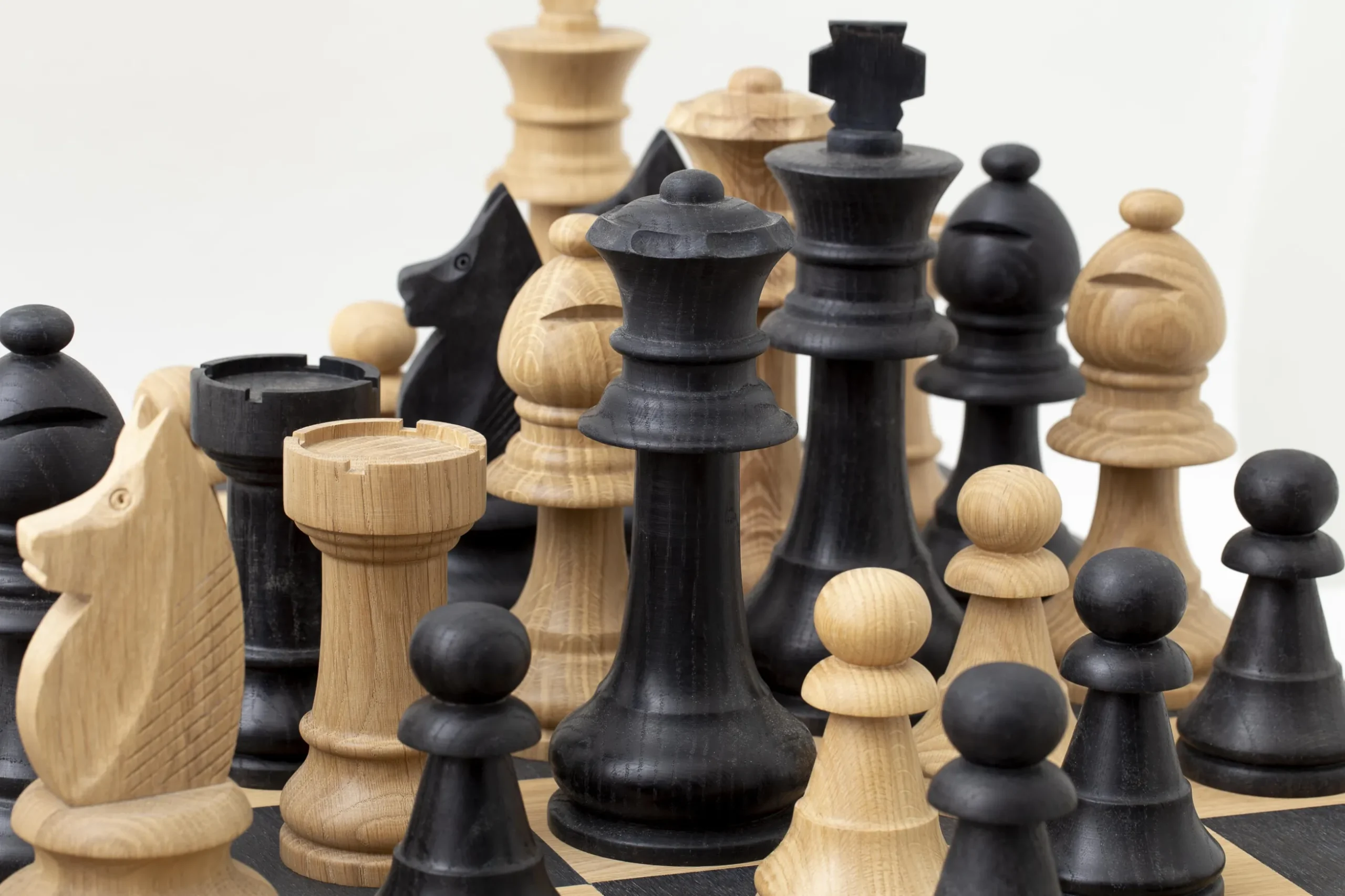 Flanders, Chess Set