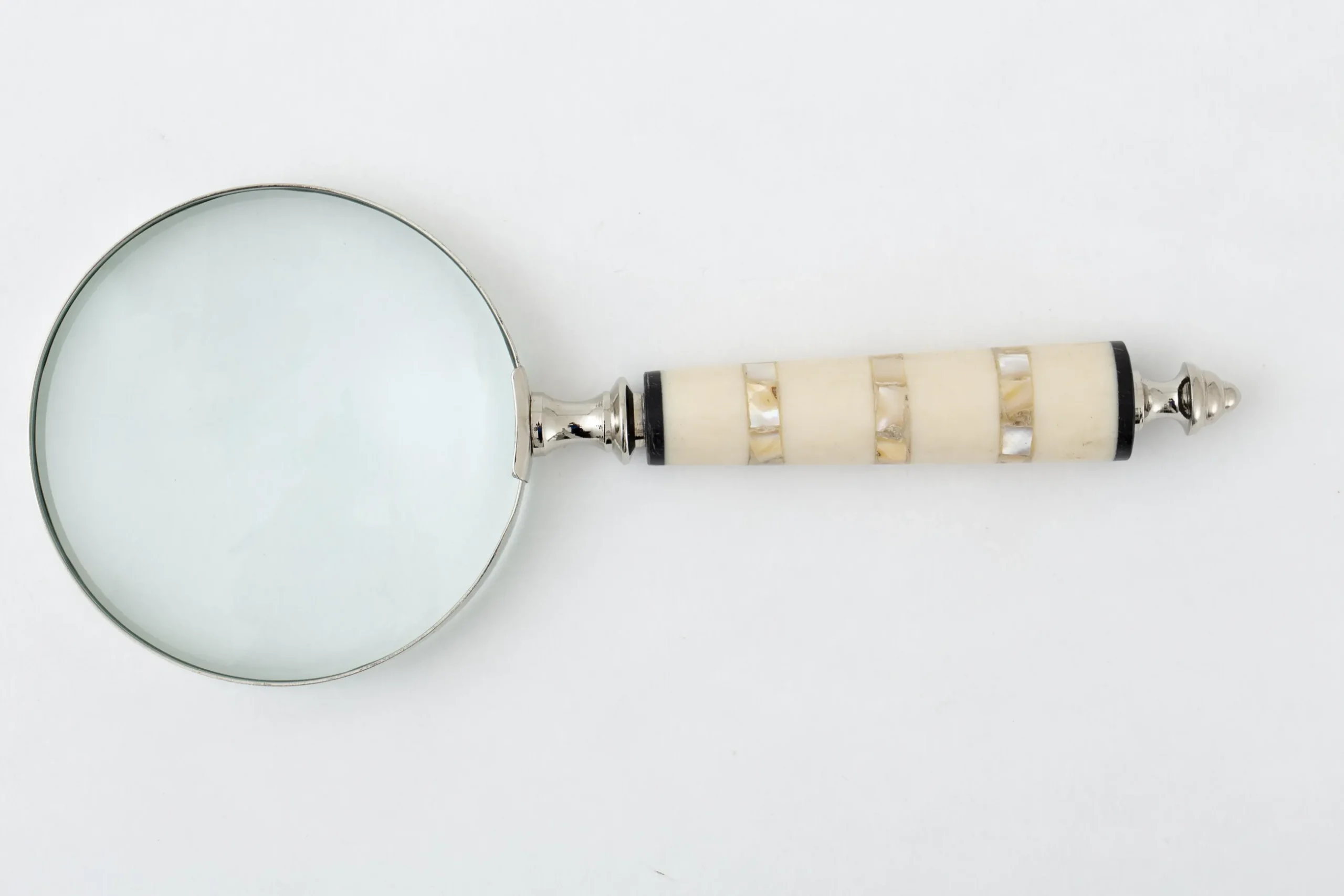 Flores, Magnifying Glass, Resin/Nickel