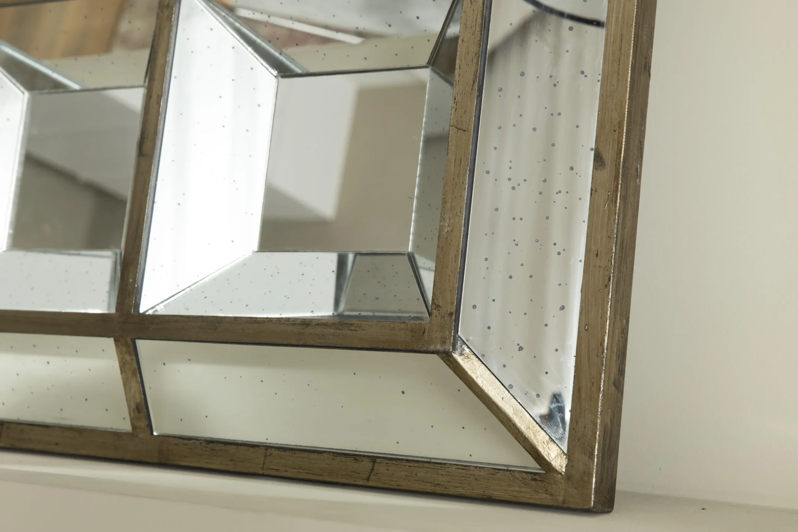 Javier, Mirror, Accent, Border Gold