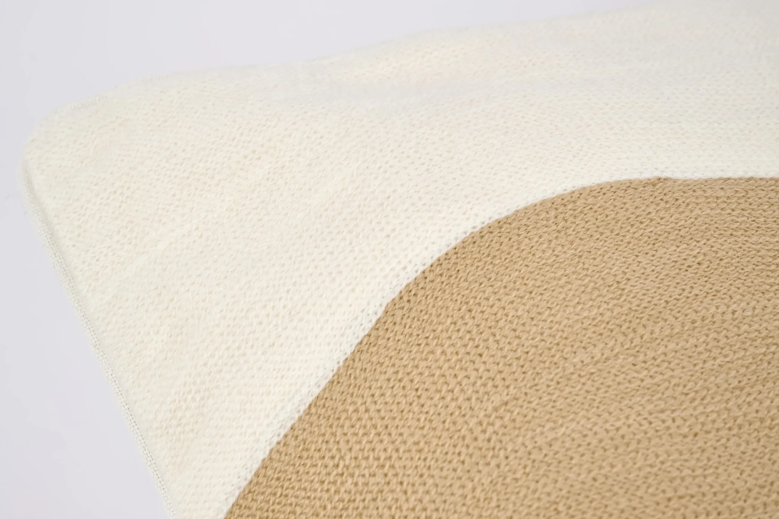 Kenan, Cushion
