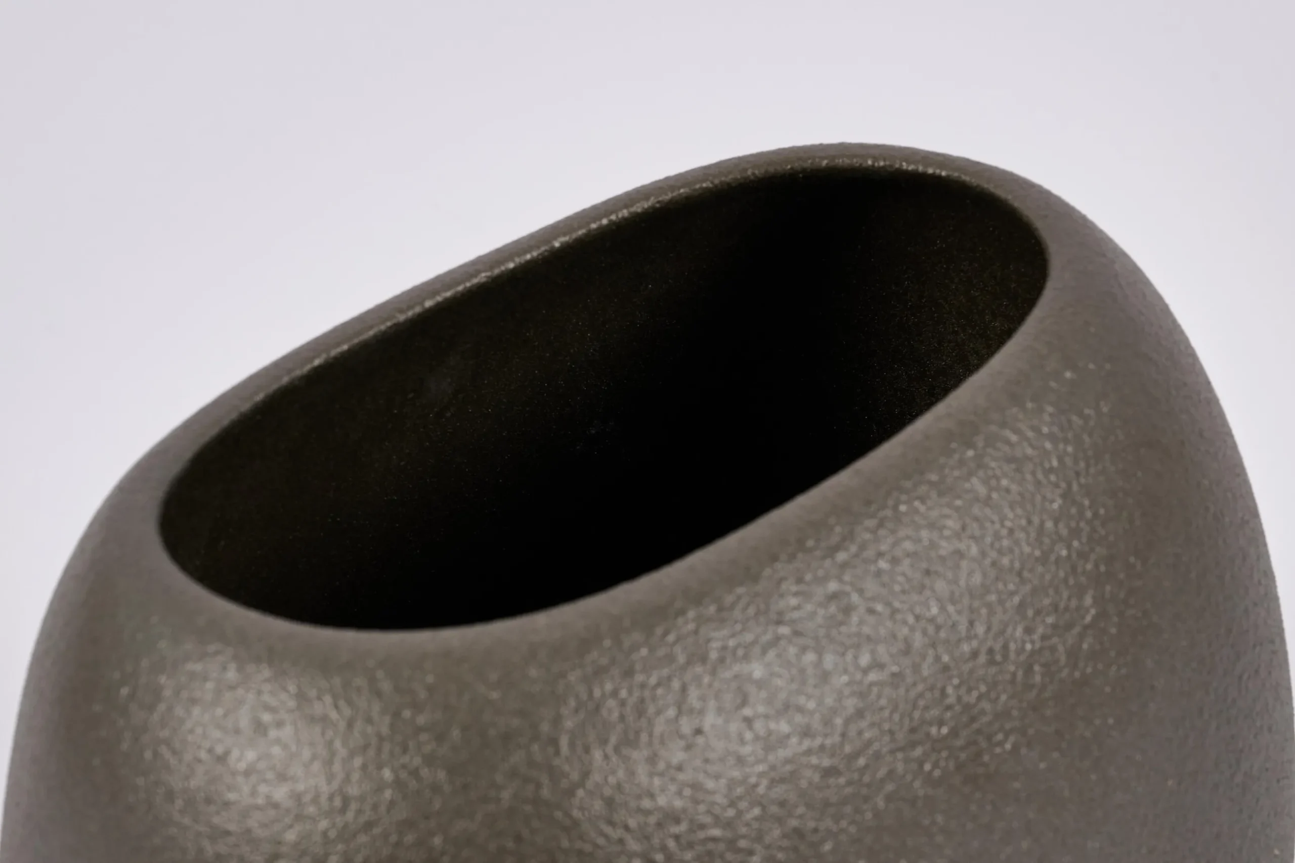 Lisanora, Vase, Ceramic, Fumo, S