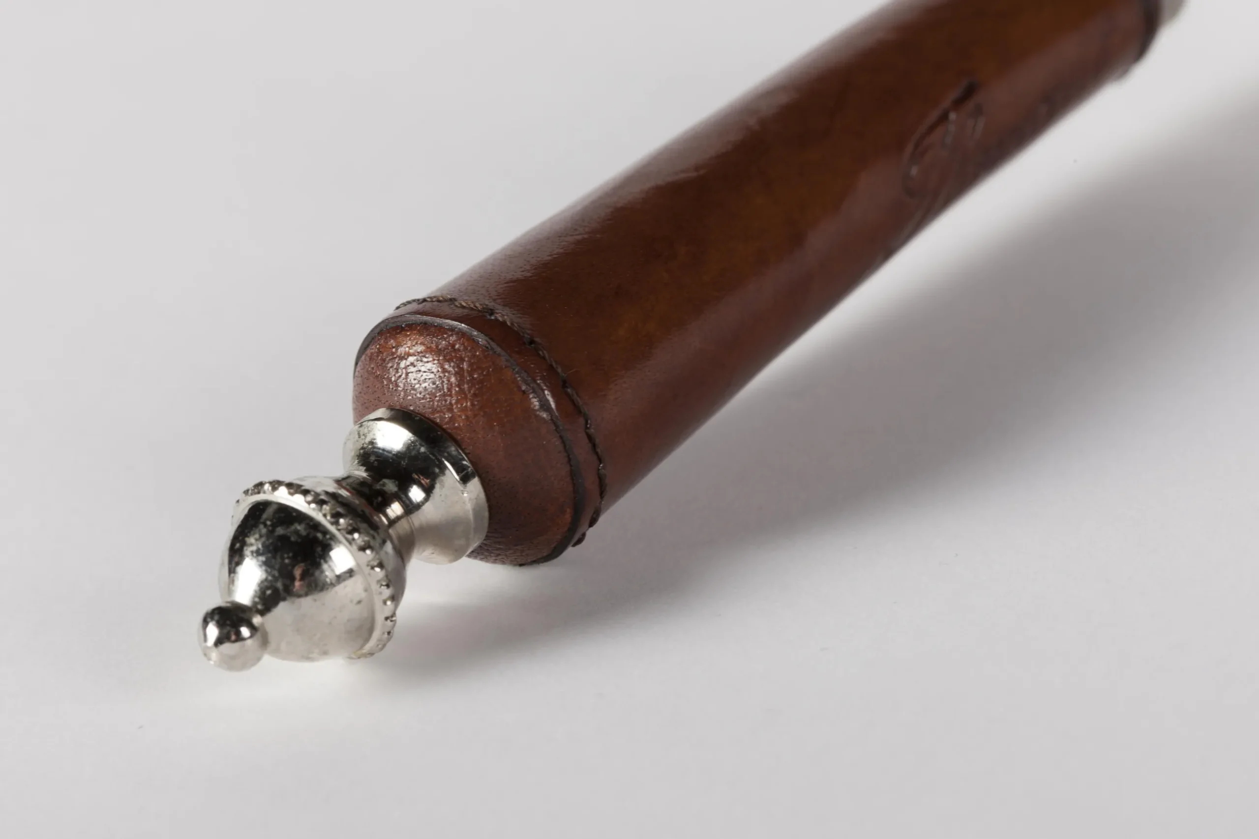 Manhattan, Cocktail Jigger, Brown Leather