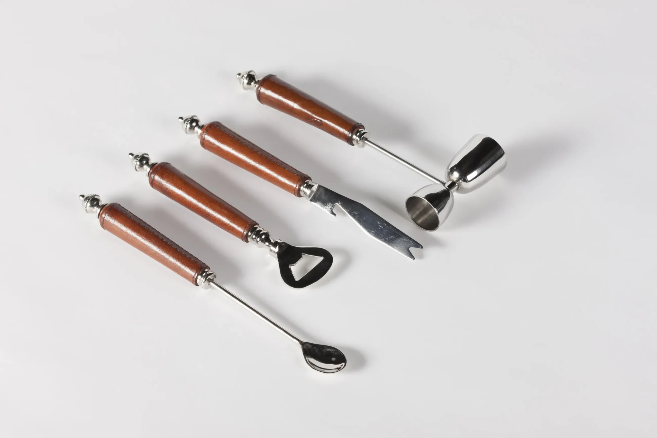 Manhattan, Cocktail Jigger, Brown Leather