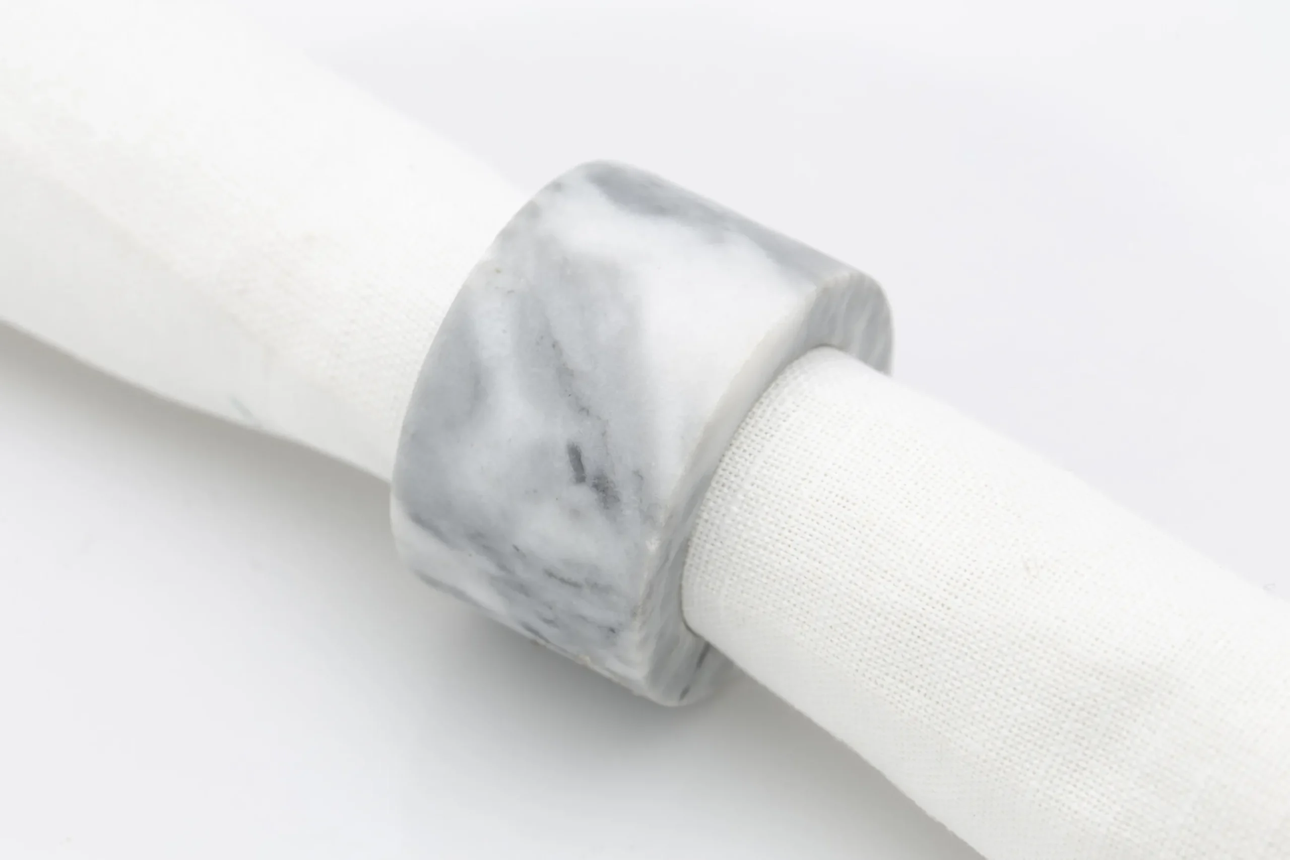 Maureen, Napkin Ring, Marble, White