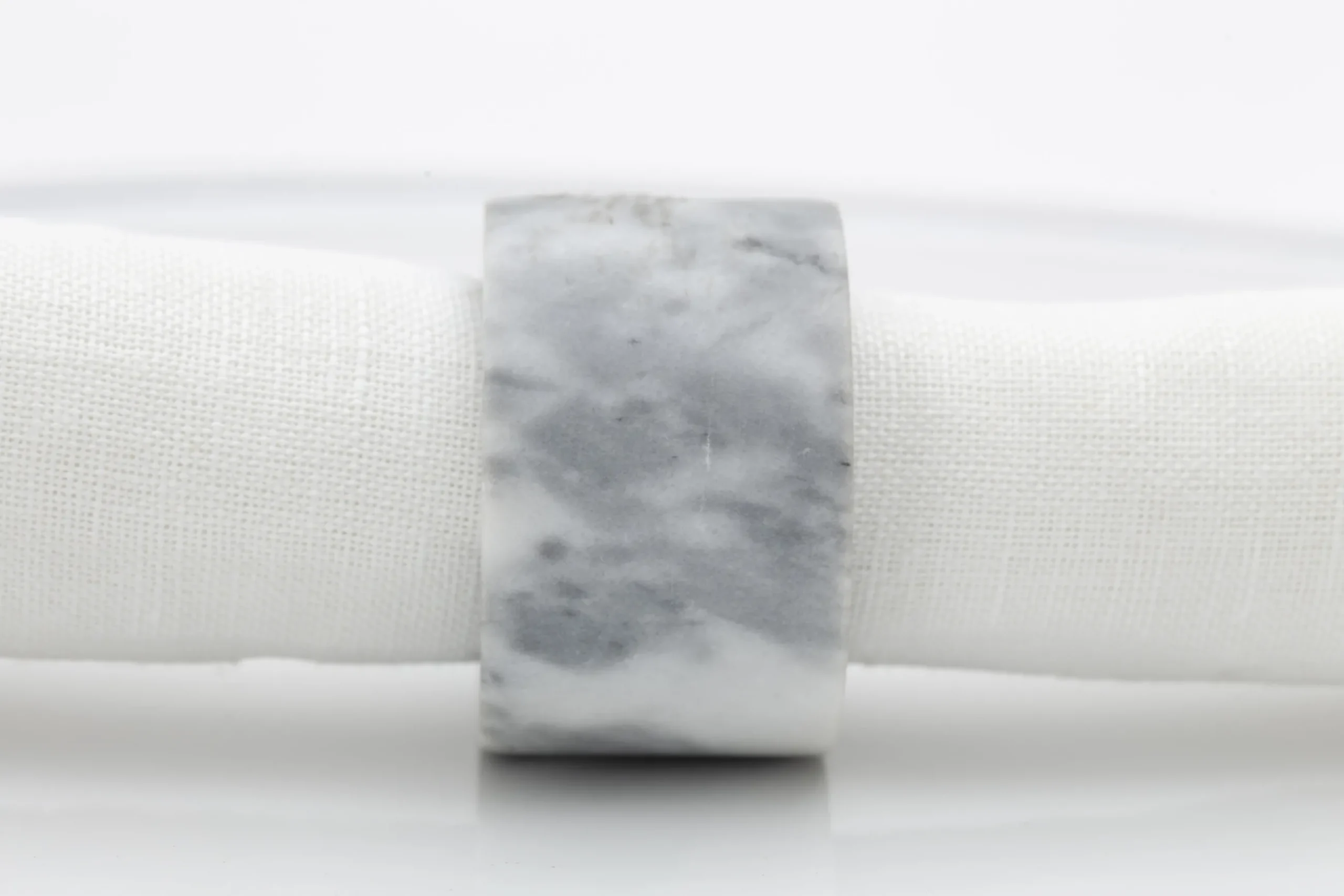 Maureen, Napkin Ring, Marble, White