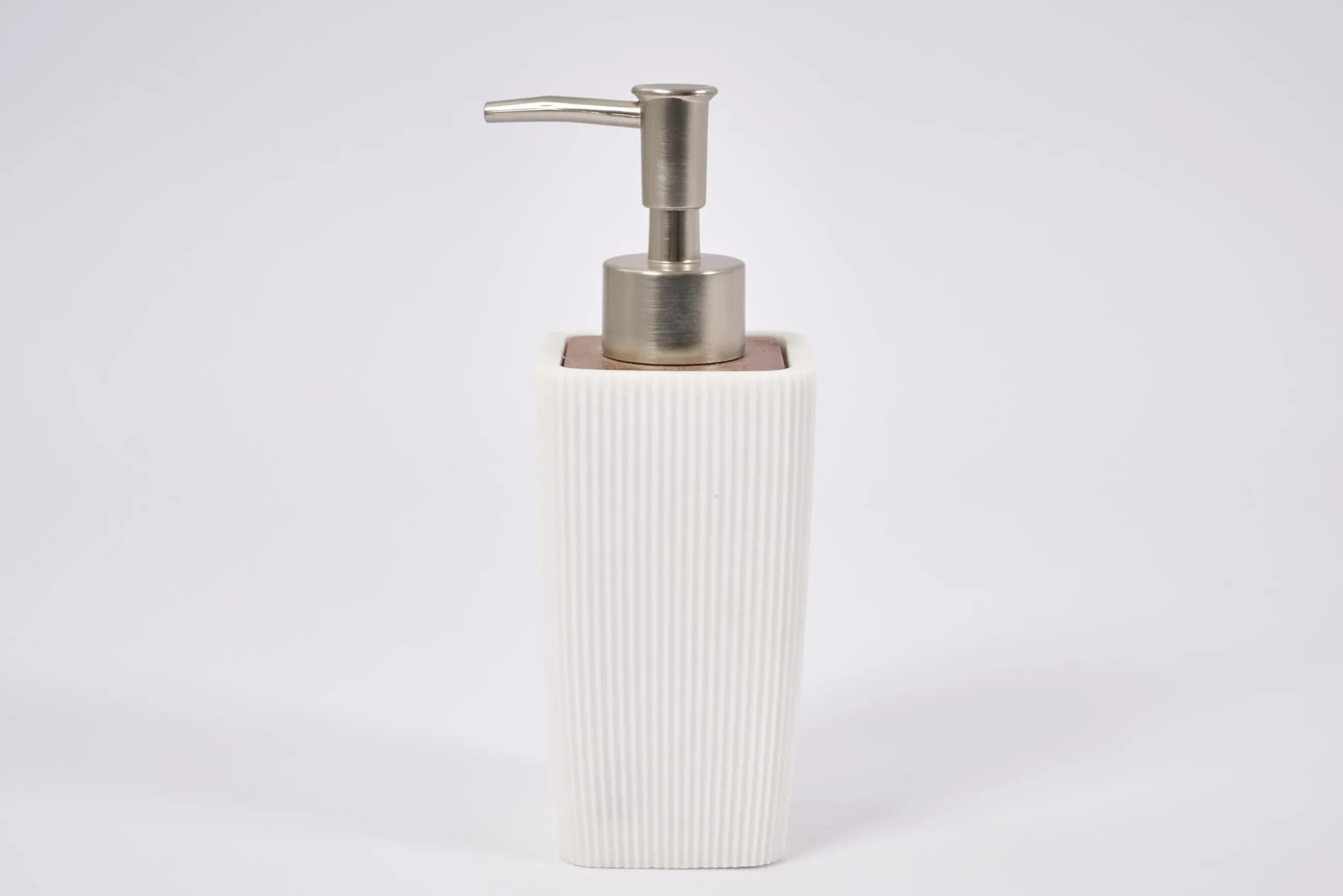 Muriel, Hand Pump, White