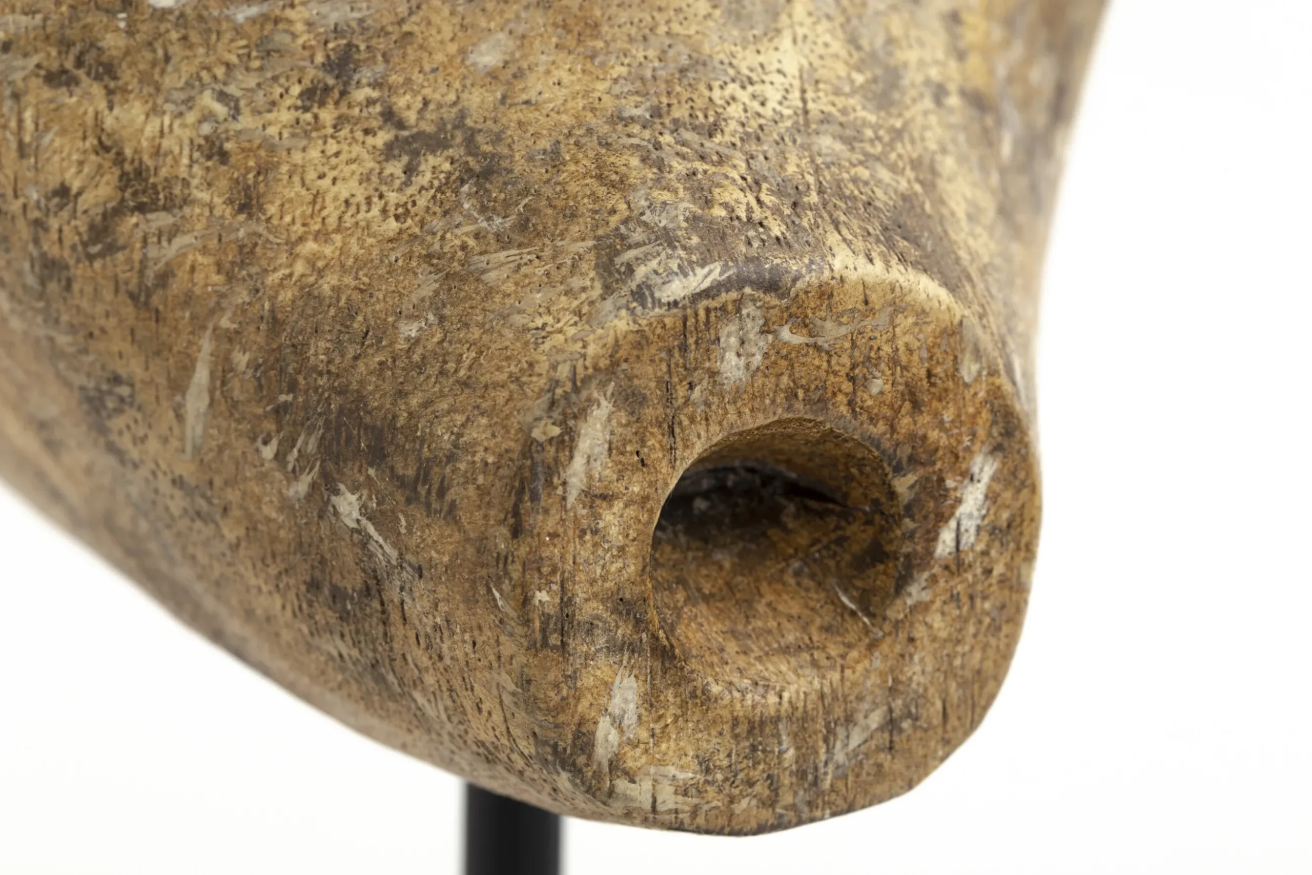 Olina, Mask, On Foot