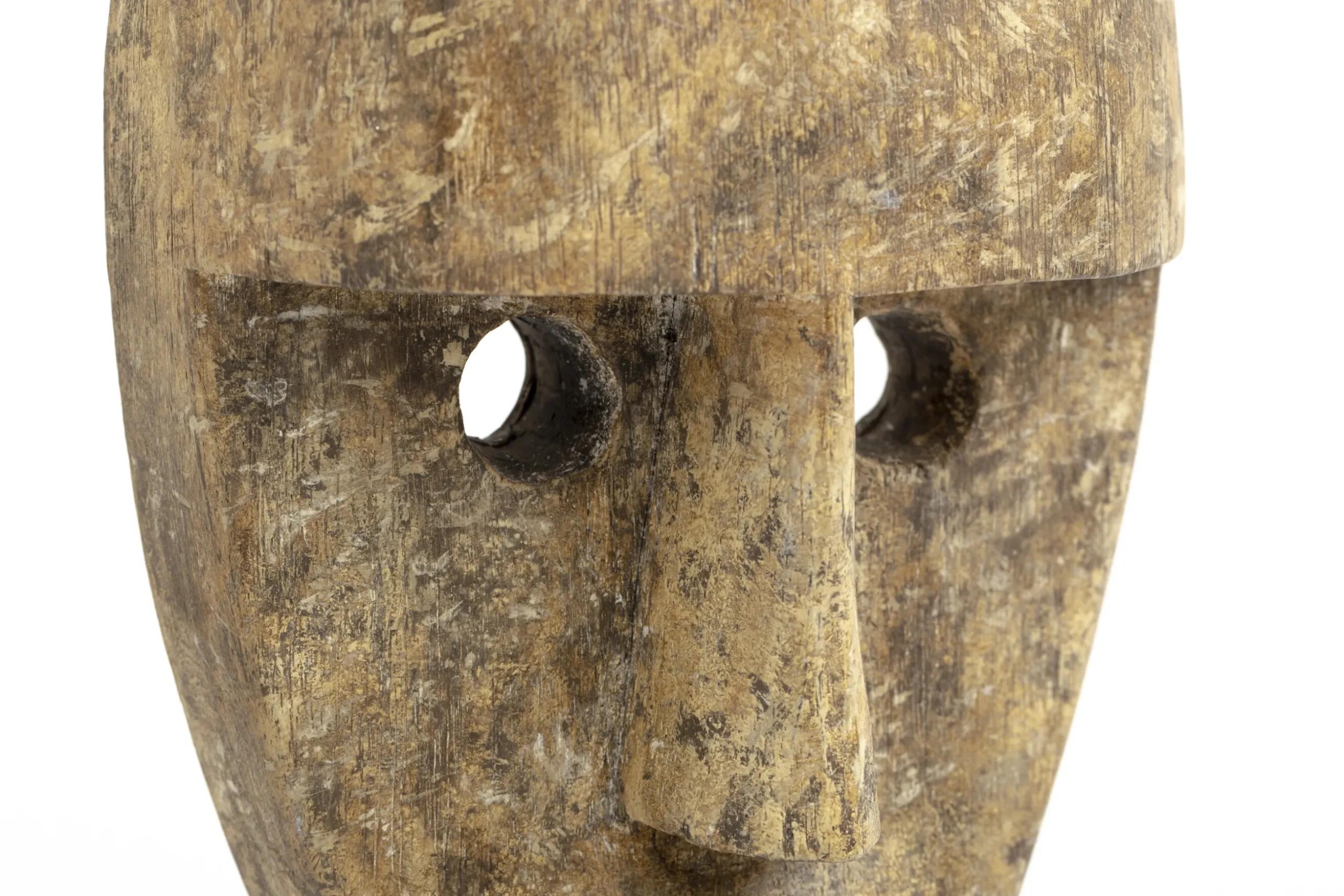 Olina, Mask, On Foot