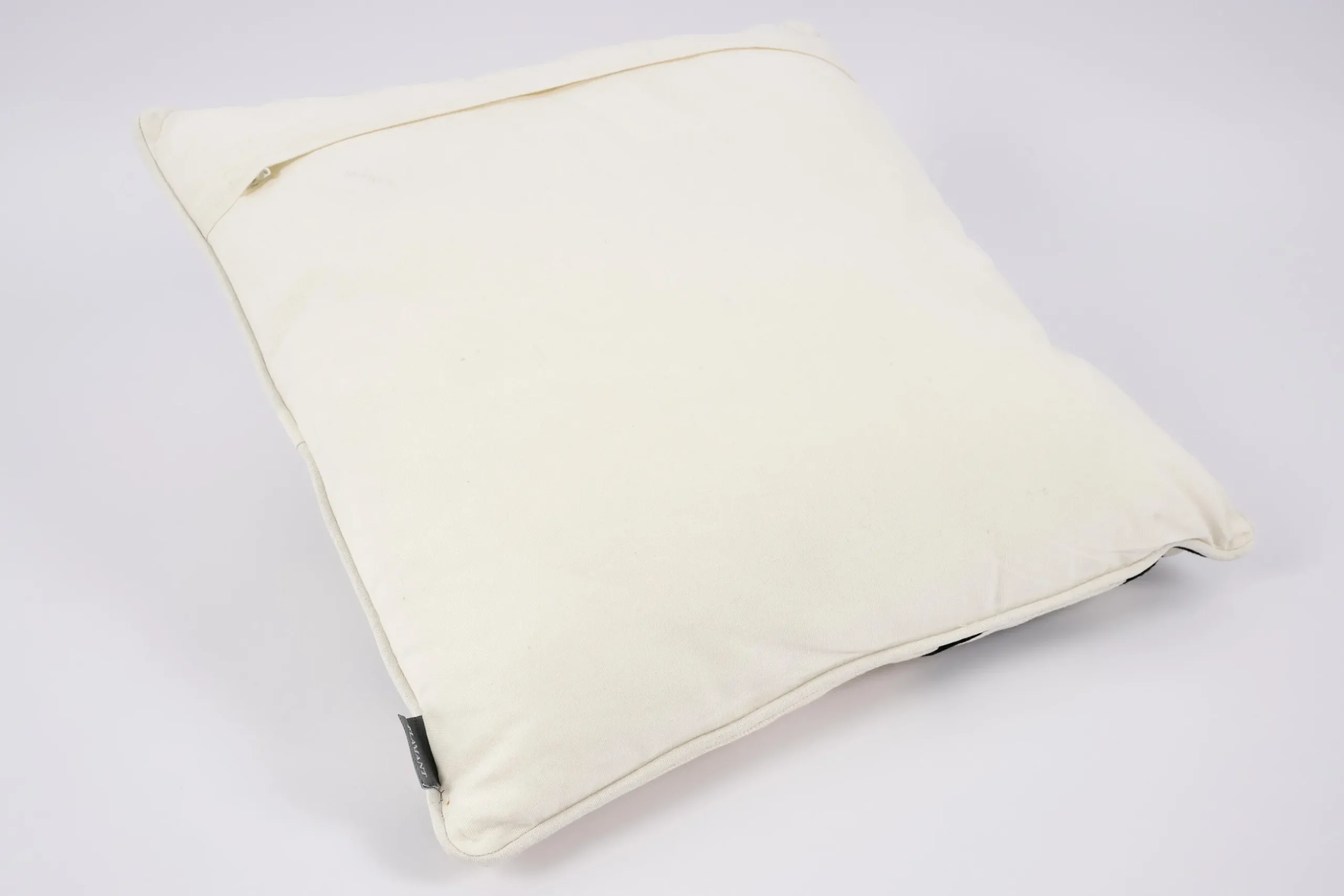Susana, Cushion, Model 2