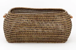 Togo, Basket, Reed, L