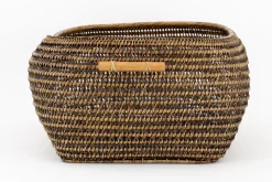 Togo, Basket, Reed, L