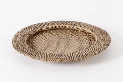 Togo, Underplate, Reed