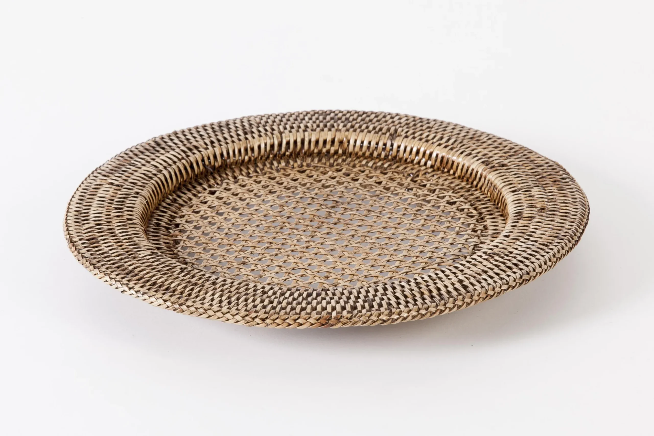 Togo, Underplate, Reed